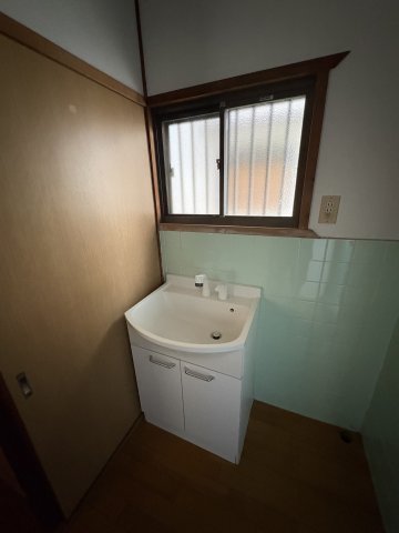 尾上町長田戸建の内装写真