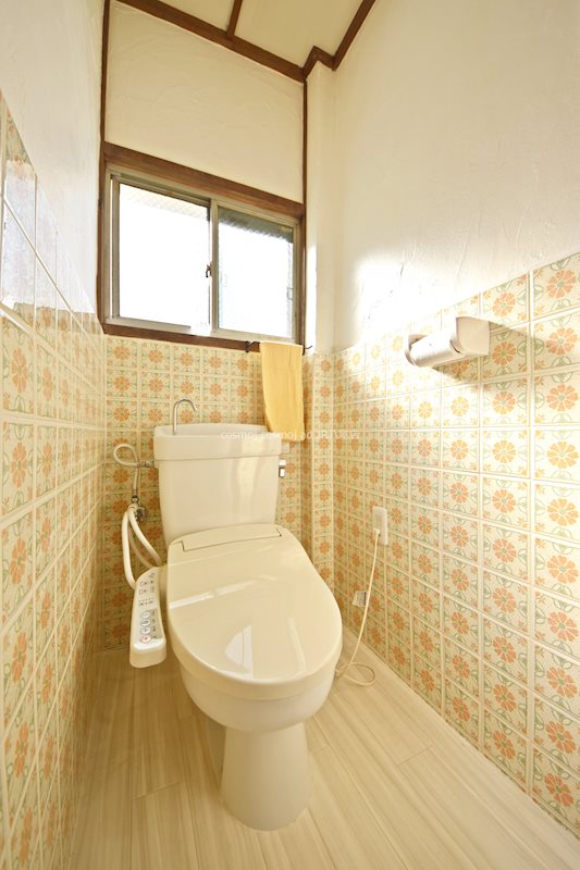 山城町1丁目戸建てのトイレ写真