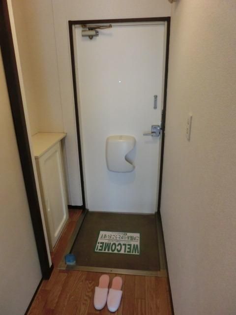 玄関　シューズボックス完備