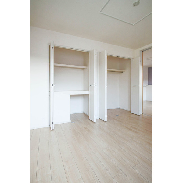 収納　同じ建物の別なお部屋