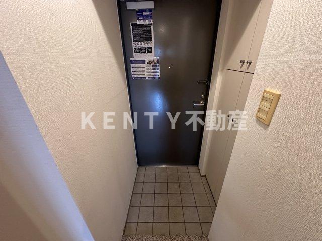 レジディア蒲田の玄関写真