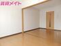 居室・リビング　同物件別室画像