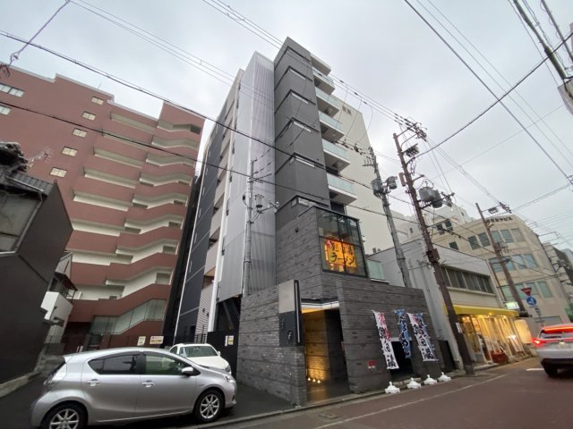 姫路市白銀町のマンションの建物外観