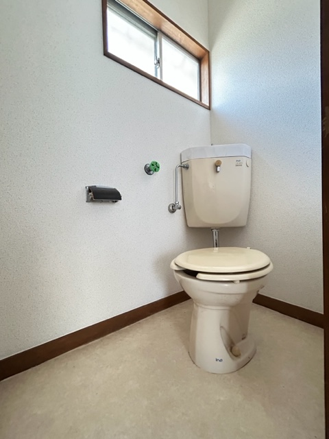 【仙台市青葉区中江のアパートのトイレ】