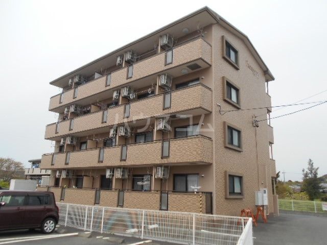 【周智郡森町中川のマンションの建物外観】