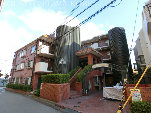 神戸市須磨区桜木町のマンションの建物外観