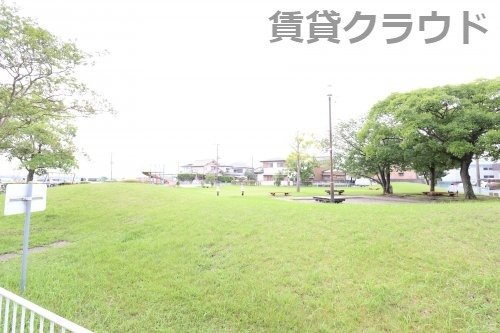 【市原市君塚のマンションの公園】