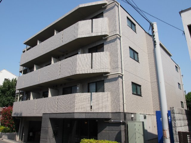 ルーブル鷺宮参番館の外観
