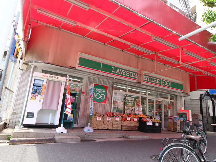 コンビニ　100円ローソン（コンビニ）まで350m