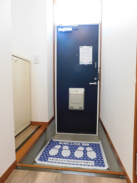 玄関　玄関にシューズボックス完備！