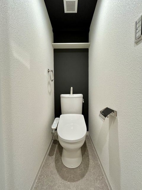 トイレ　別号室の写真です