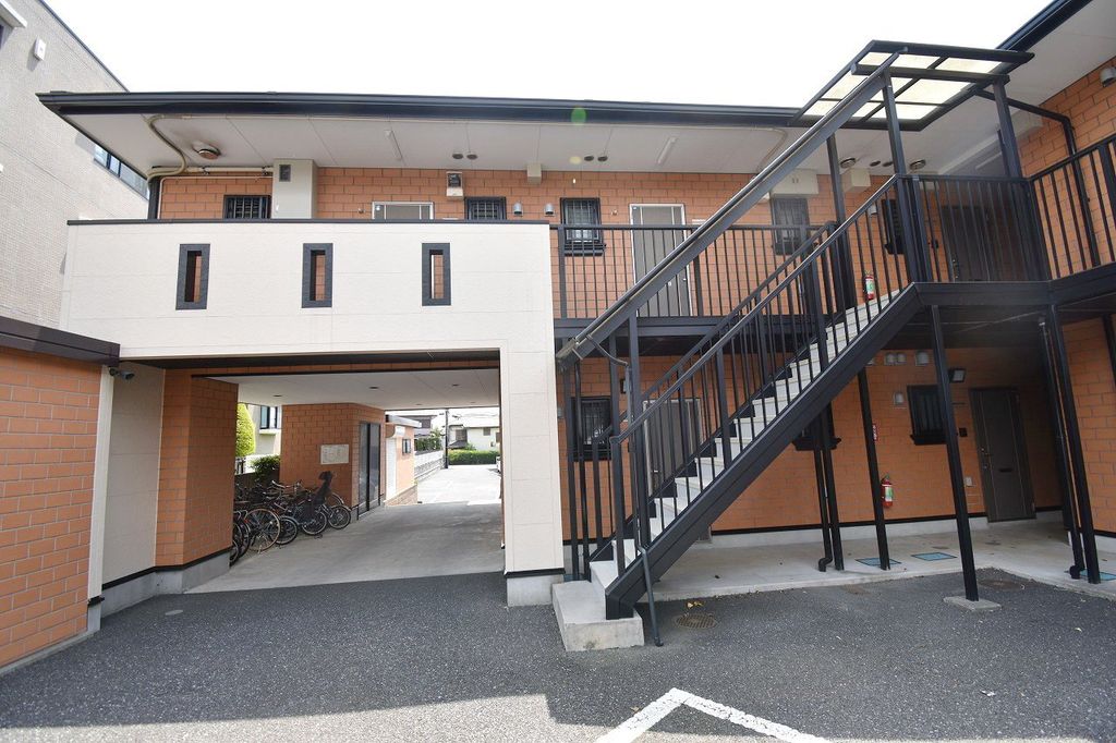 エントランス　外観