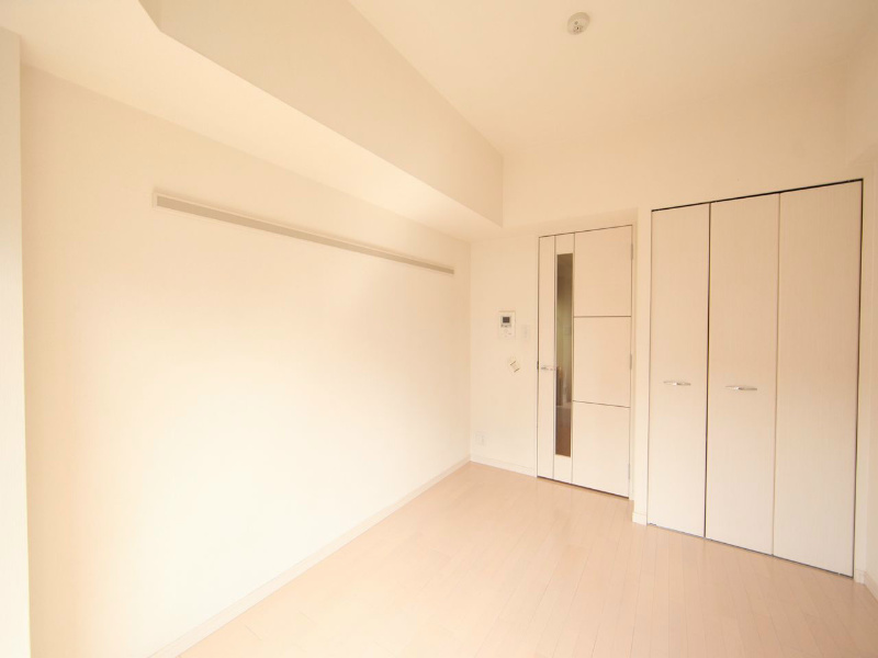 その他部屋・スペース　洋室6.8帖　クローゼット付（収納充実してます）