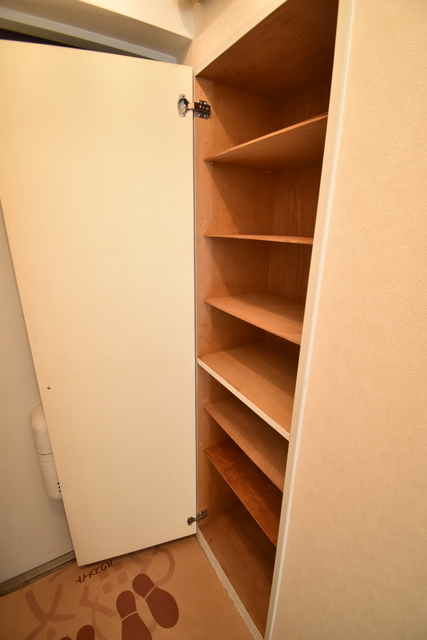 玄関　★玄関にシューズボックスあり★