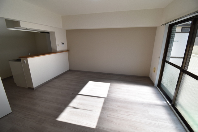 居室・リビング　過去募集時写真　★１２帖リビング★