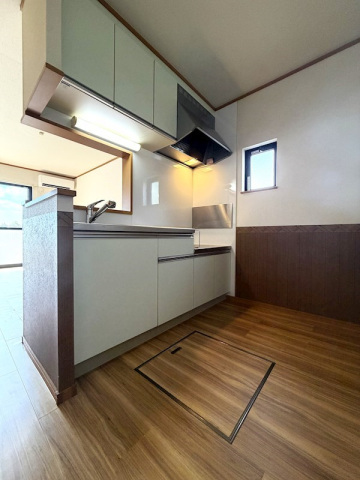 フェルトB_内装_1