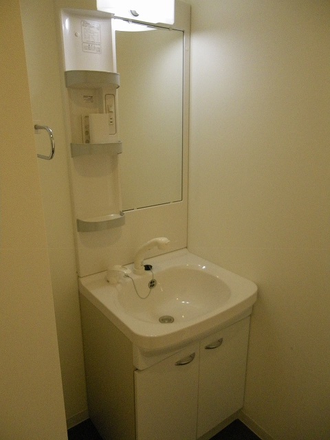 洗面設備　洗面所です