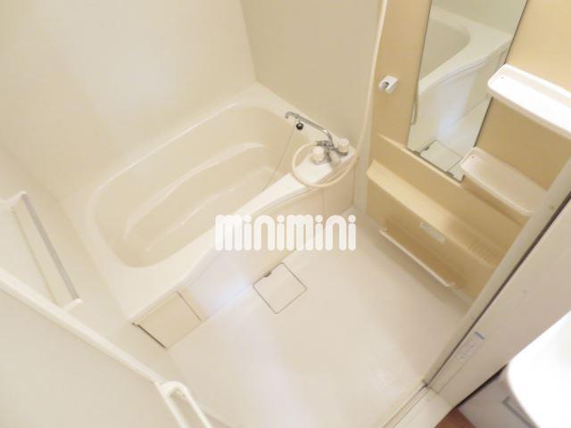 バス・シャワールーム　キレイな浴室