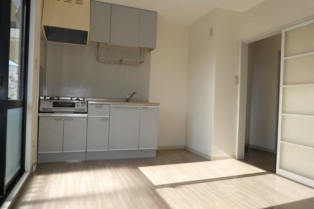 キッチン　ダイニング