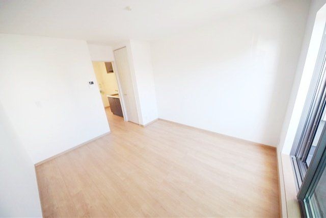 居室・リビング　★明るいお部屋です★