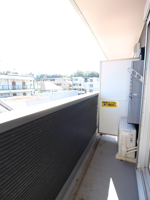 バルコニー　同物件別部屋参考写真