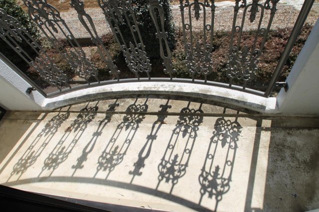 バルコニー　バルコニーあります