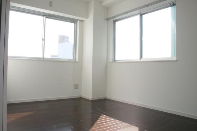 居室・リビング　※同タイプ部屋の写真です。