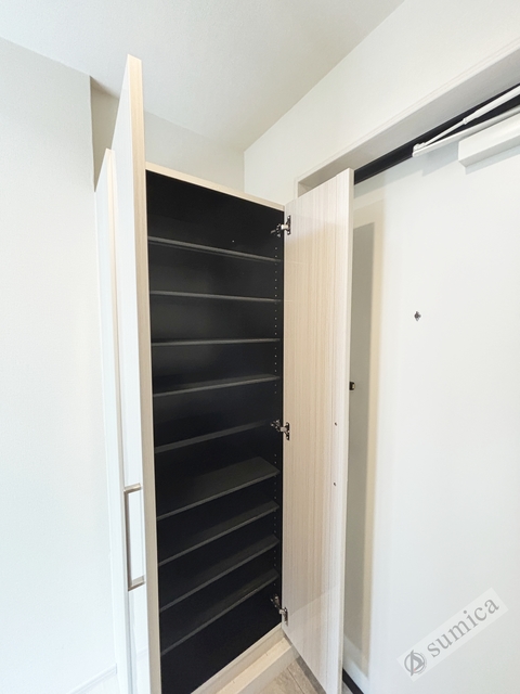 玄関　沢山の靴を収納可能です♪♪