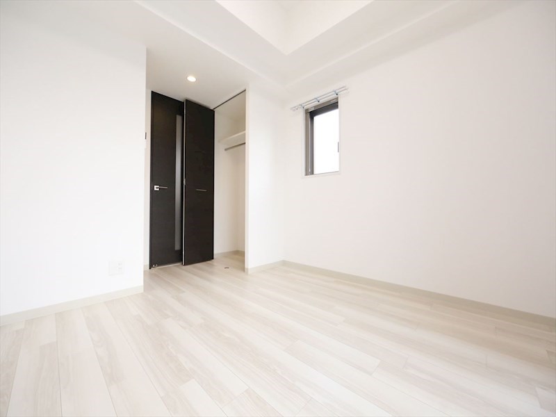 居室・リビング　洋室7帖　クローゼット付（収納充実してます）