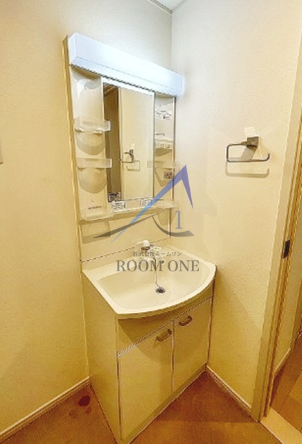 洗面設備　洗面台です。