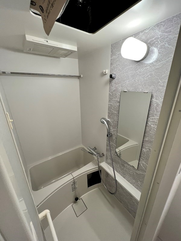 バス・シャワールーム　きれいなお風呂です