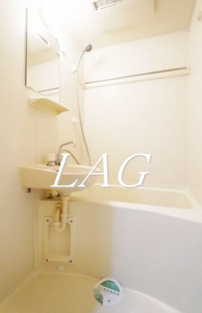 バス・シャワールーム　お風呂です。