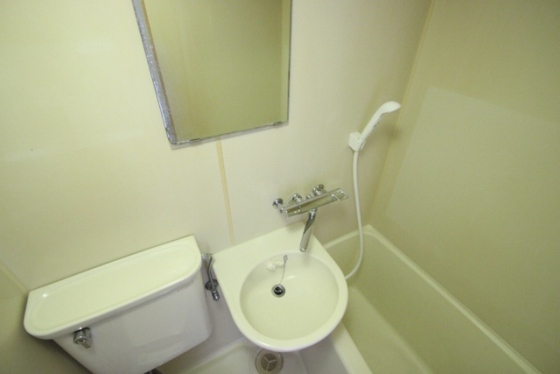 洗面設備　※別部屋の写真です