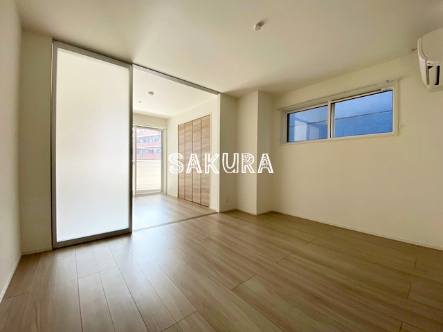 その他設備　室内エアコン付き♪