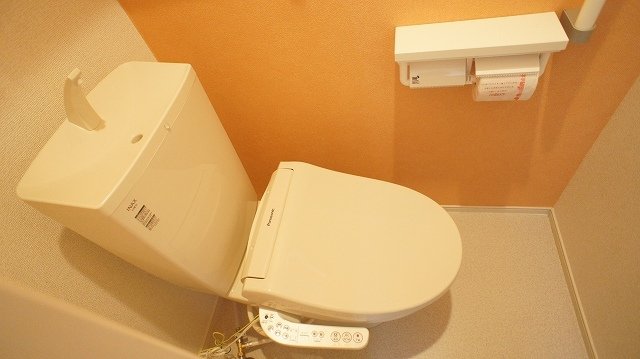 トイレ　コンパクトで使いやすいトイレです