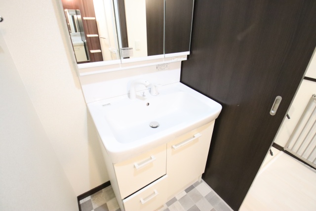 洗面設備　※別室の参考写真の為、現況優先です。