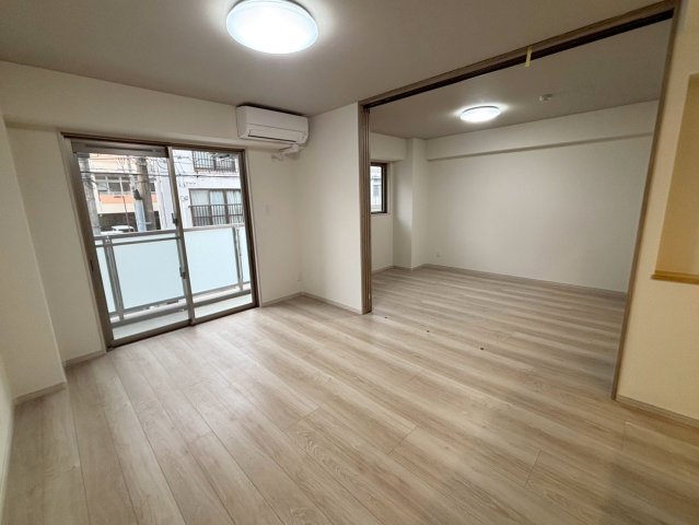 居室・リビング　サンマリン安里（ＴＣ）那覇市安里エリア