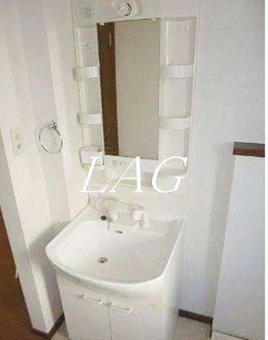 洗面設備　洗面台です。