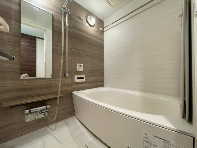 バス・シャワールーム