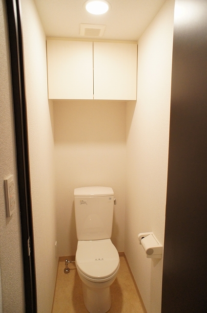 トイレ　★☆バストイレ別で清潔感のある水回り