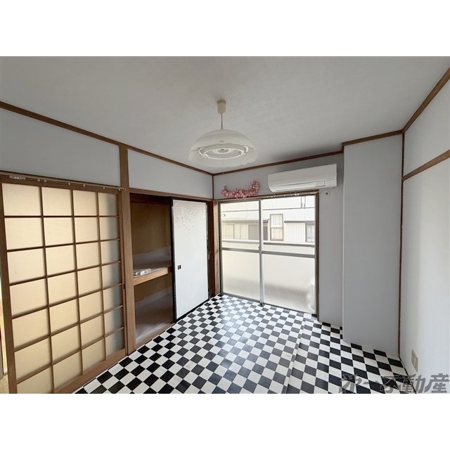 居室・リビング　洋室