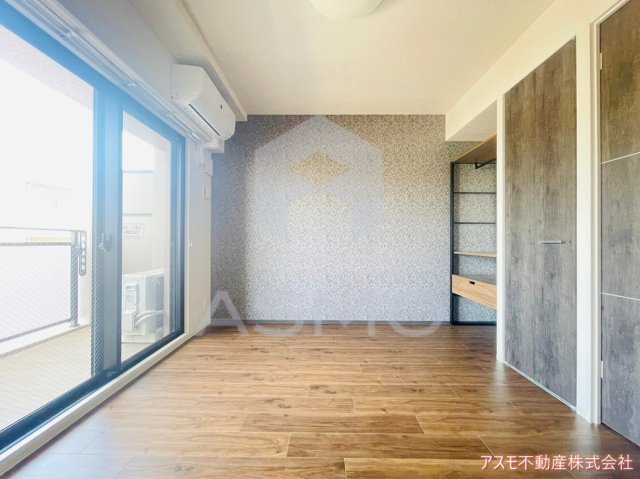 居室・リビング　同マンション別部屋　参考写真