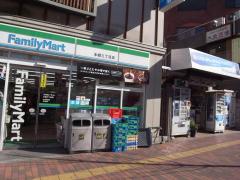 コンビニ　ファミリーマート 渋木向丘店（コンビニ）まで374m