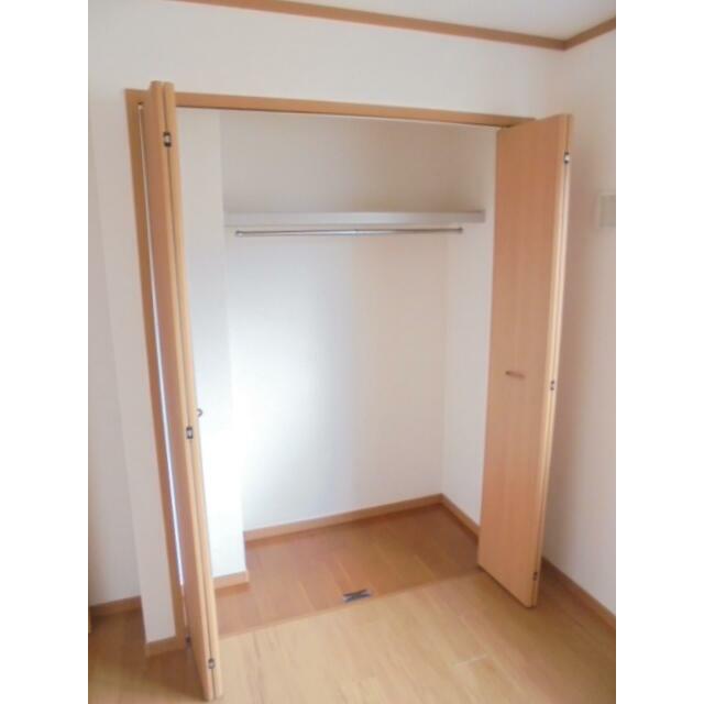 収納　当物件の参考写真です。(同建物の部屋)