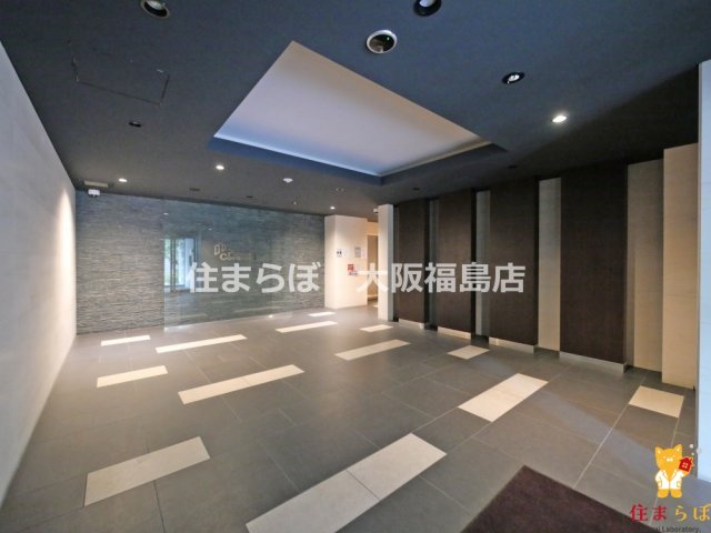 エントランス　共用部の印象も大切に