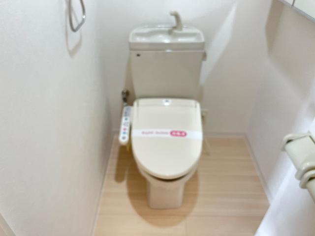 トイレ　シャワー付トイレ