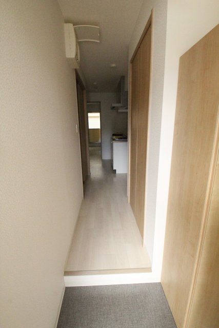 M・テラス竜王町の玄関写真