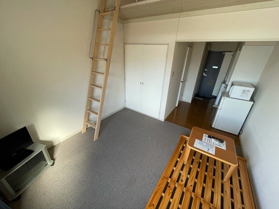 居室・リビング　※別部屋の写真です