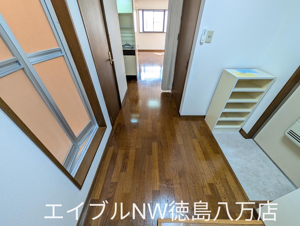 ＪＲ牟岐線 阿波富田駅 徒歩10分 3階建 築33年の内装写真