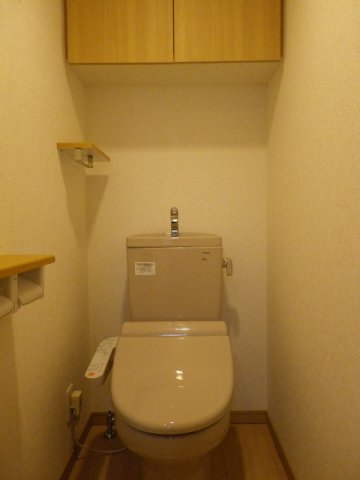 ルーブル千歳烏山のトイレ写真